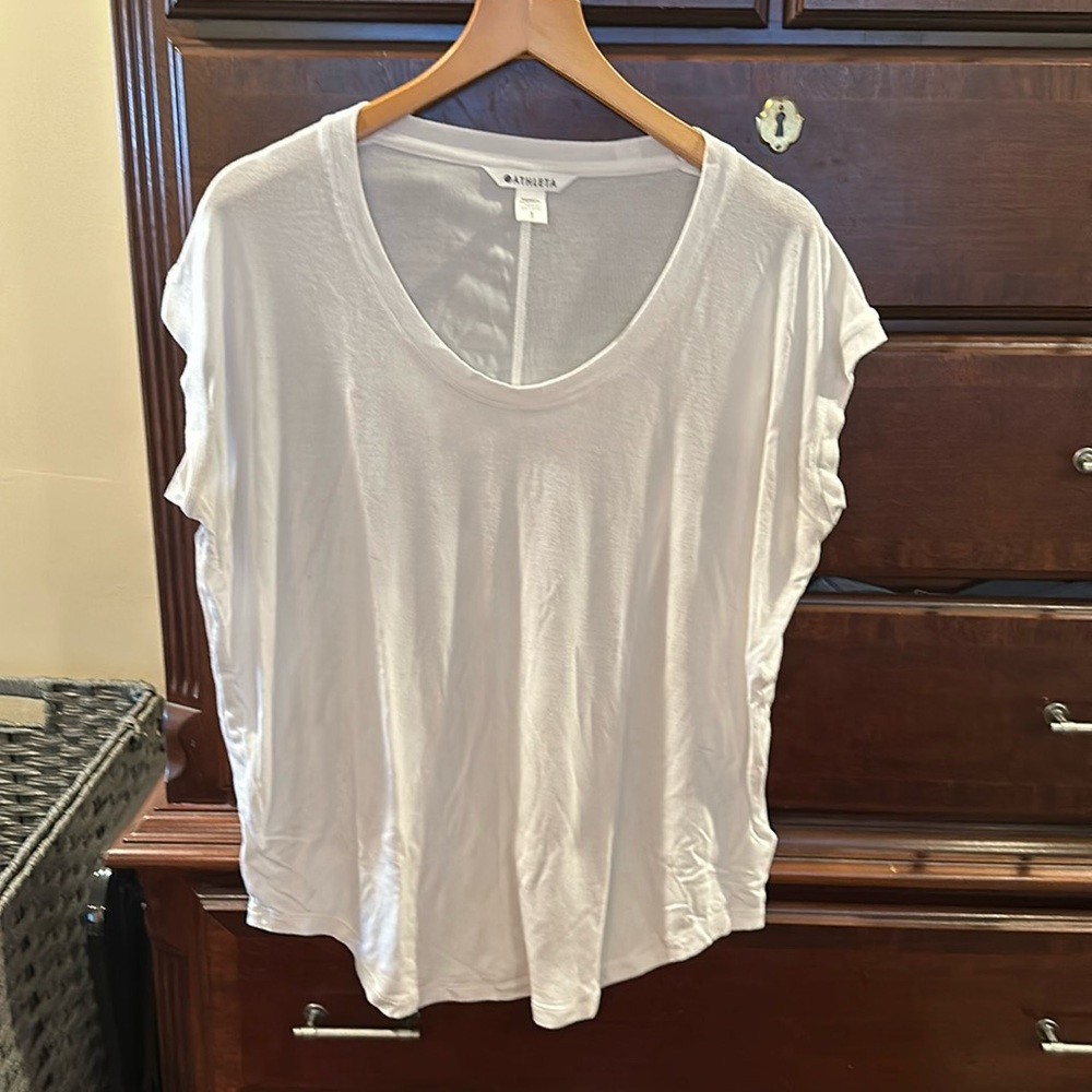 Athleta Classic White Short Sleeve Tee